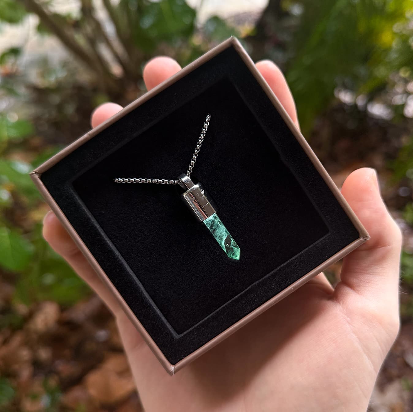 Velvet foam insert protecting Spire